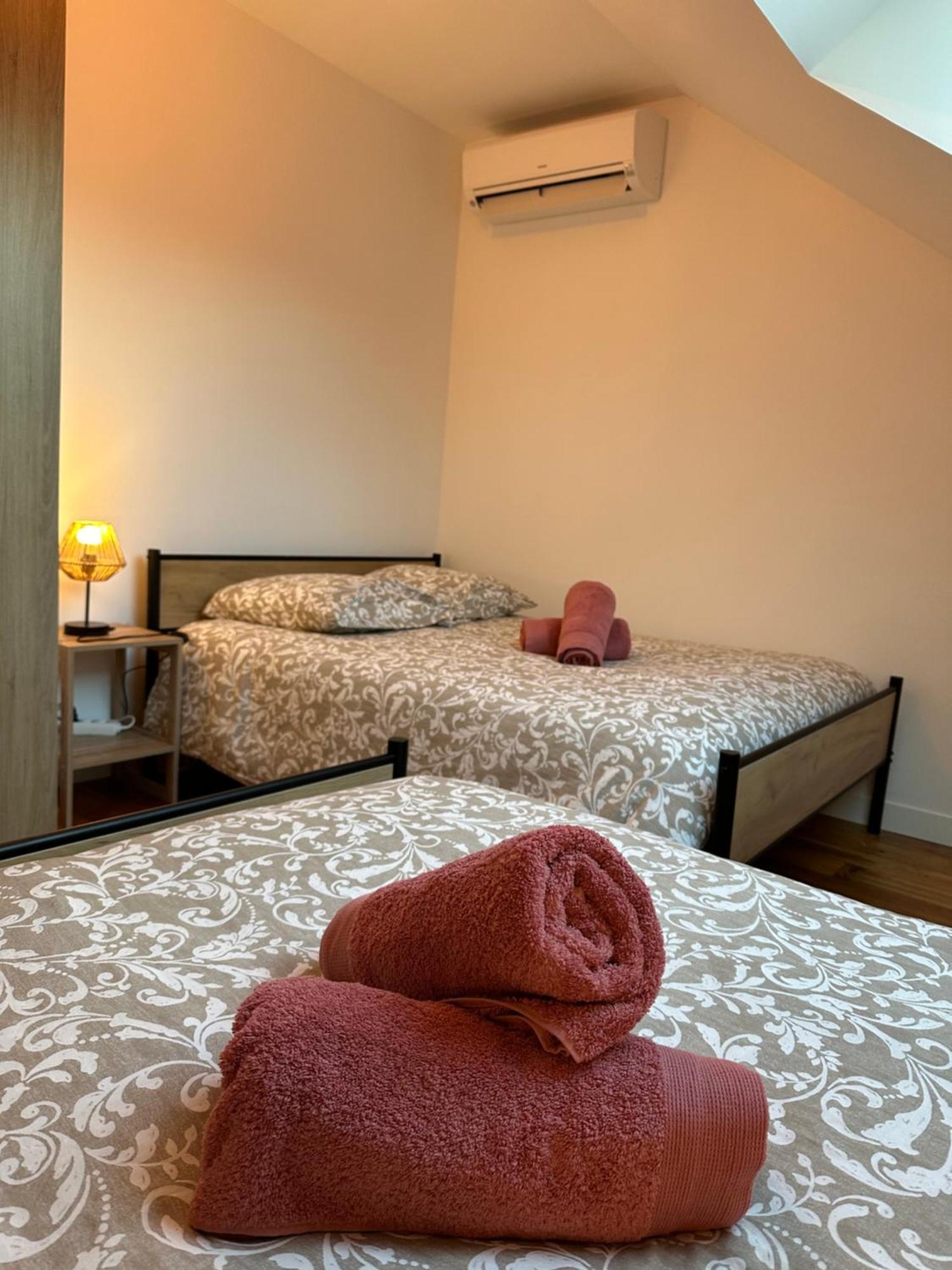 Maison Nombreux Couchages, 13 Lits, 3 Sdb, Exterieur Bourges Kültér fotó